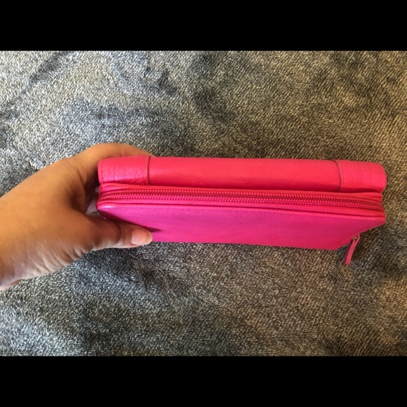 Wallet - Picture 3 of 5